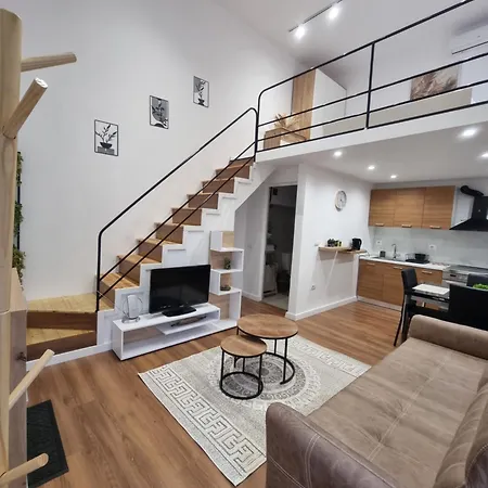 Zahra'S Duplex Apartment In Tirana アパート *