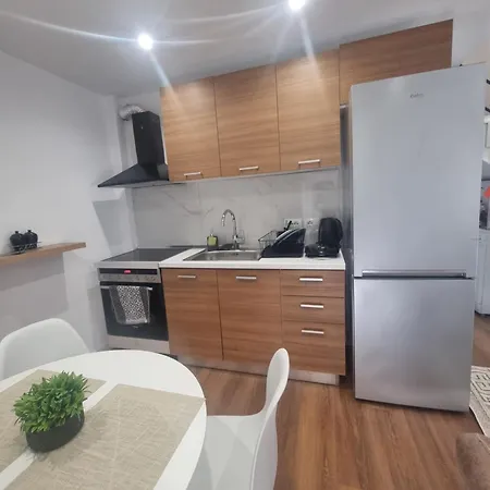 Zahra's Duplex In * Tirana