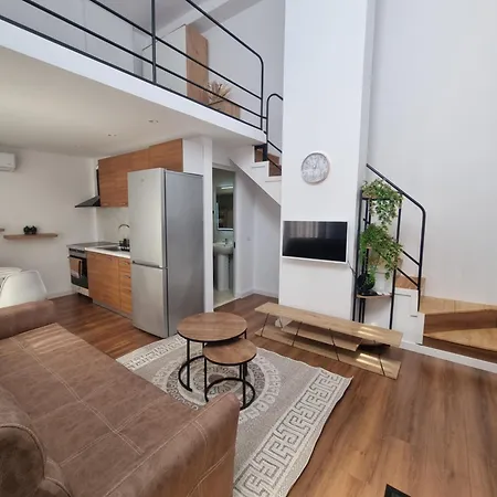 Zahra's Duplex In Lägenhet *
